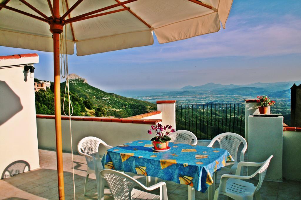 Ferienwohnung Casa Bellavista Baunei Exterior foto